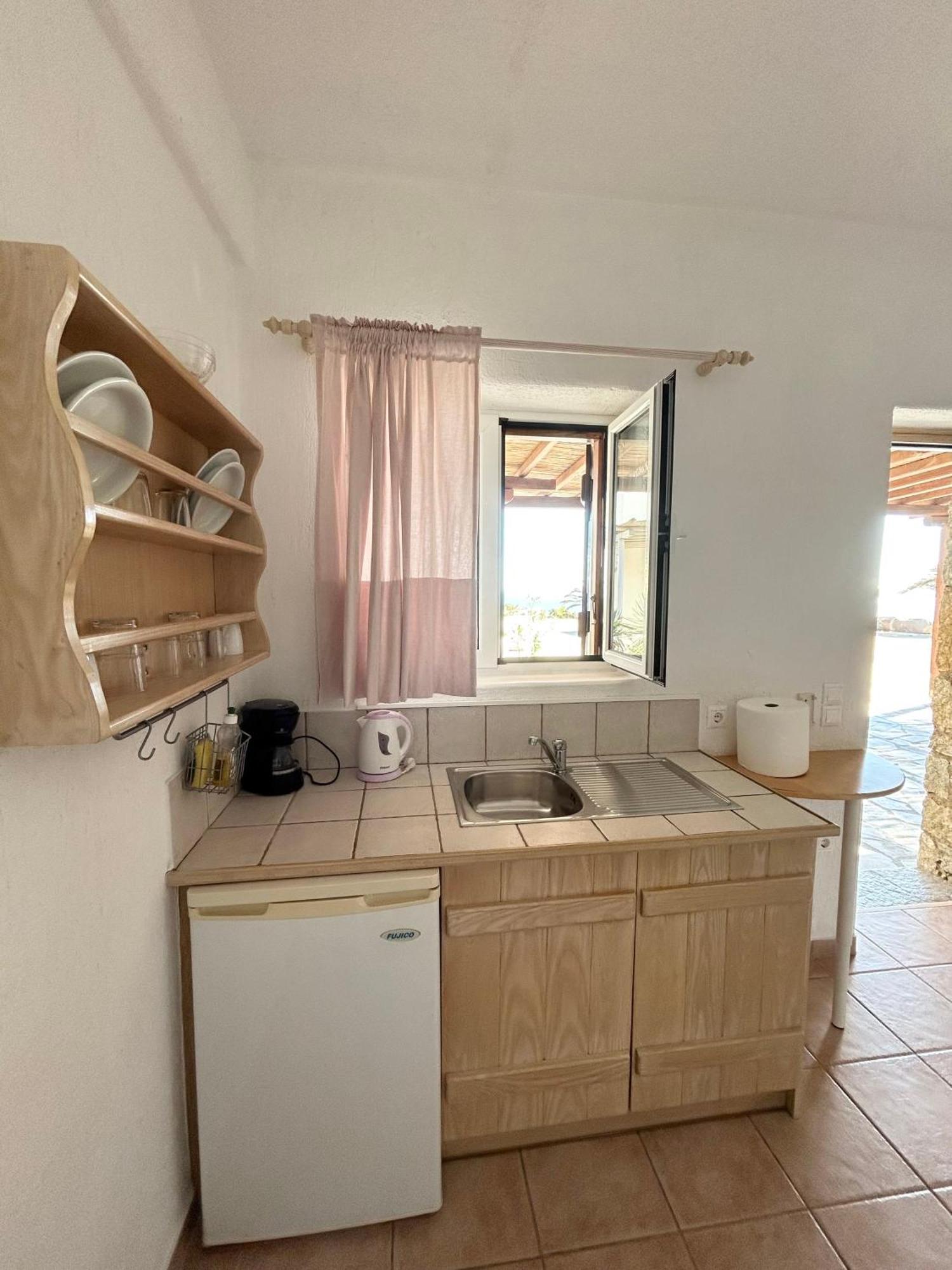 Fos Apartments Mykonos Agios Ioannis Diakoftis Værelse billede