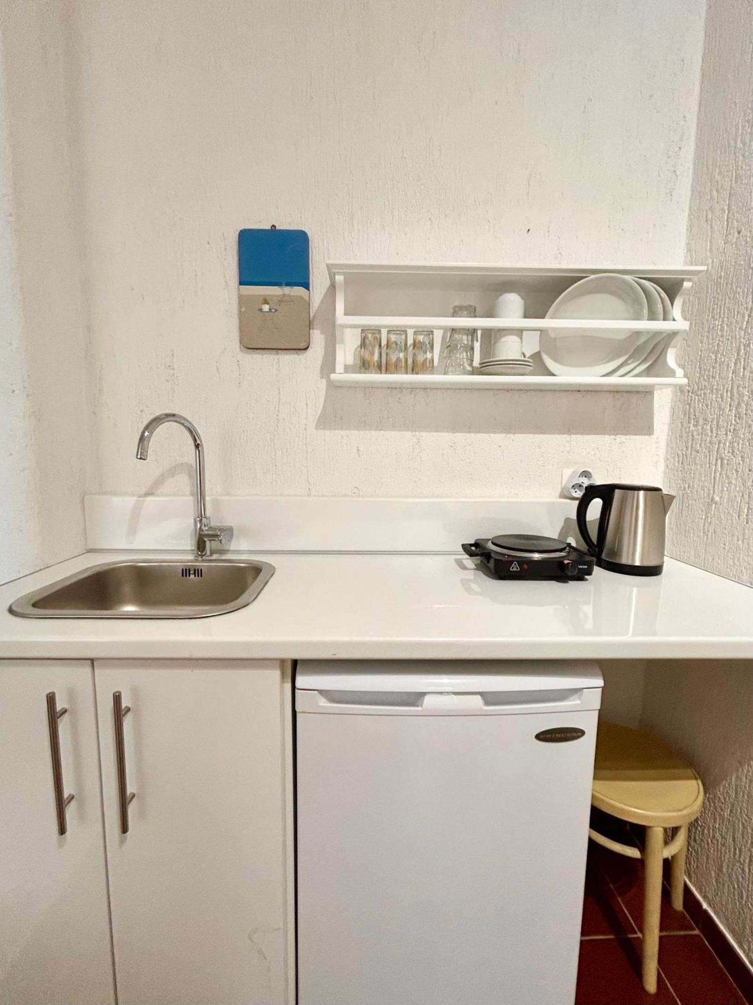 Fos Apartments Mykonos Agios Ioannis Diakoftis Værelse billede